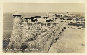 cuba, HAVANA, The Fortress (1930s) RPPC Postcard