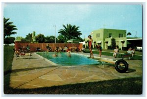 c1950's Winter Garden Motor Court Swimming Pool Mesa Arizona AZ Vintage Postcard