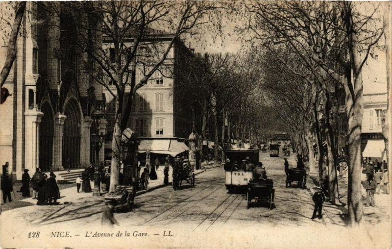 CPA NICE L'Avenue de la Gare (375076)