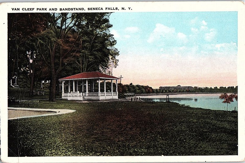 Postcard PARK SCENE Seneca Falls New York NY AI2663