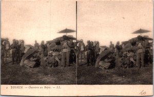 Vietnam Cochinchina Tonkin Ouvriers au Repos Vintage Postcard 09.62