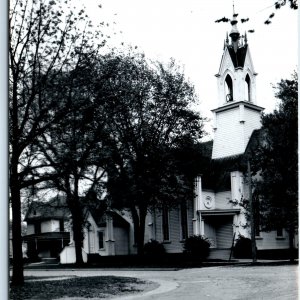 c1950s Dunlap, IA RPPC Congregational Church Antiquitech Spire Postcard A105