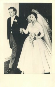 Princess Margaret and Antony Armstrong-Jones wedding royal tiara & dress 1960 