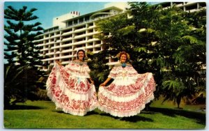 Postcard - Lovely girls, dressed in beautiful Polleras - Panama