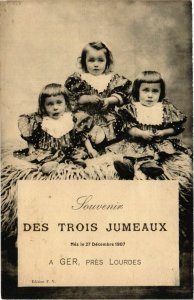 CPA pres LOURDES, GER Souvenir des 3 jumeaux, nés en 1907 (860647)