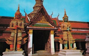 Thailand Emerald Buddha Temple Bangkok 07.31