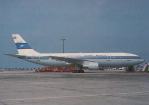 Aviation Postcard - Airbus A310 Kuwait Airways Aeroplane SW2495