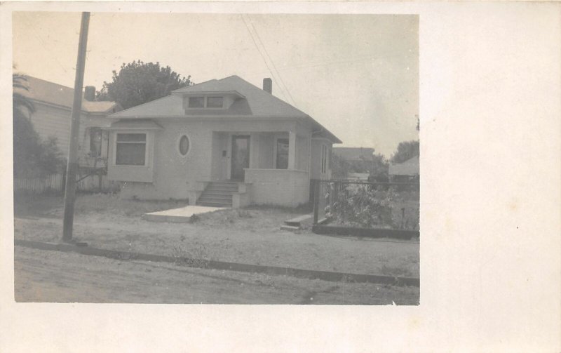 G24/ Holland Michigan RPPC Postcard c1920 Home Residence