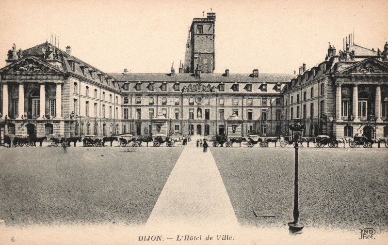 Vintage Postcard 1910's View of L'Hotel de Ville Dijon France FR