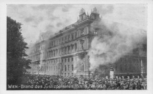 Wien Justizpalast 1927 Disaster Fire Old Austria Postcard