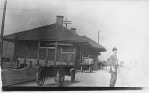 J47/ Marshfield Wisconsin RPPC Postcard c1910 Railroad Depot Station  257