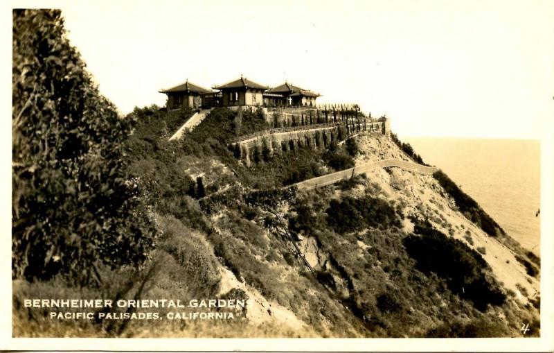 CA - Pacific Palisades. Bernheimer Oriental Garden - RPPC