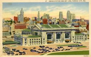 MO - Kansas City, Union Station & Skyline