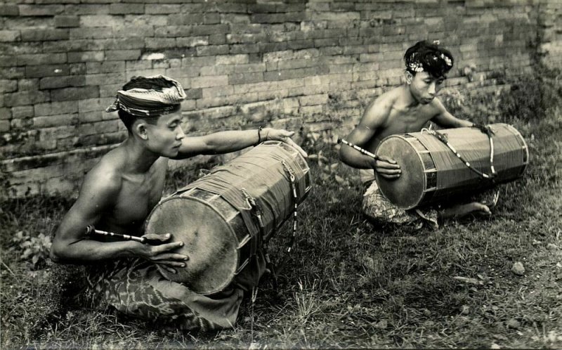 indonesia, BALI, Native Boys playing Drums (1930s) RPPC Postcard