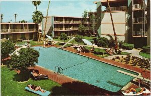 Phoenix AZ Sahara Hotel Ramada Inn Pool Unused Vintage Postcard G22