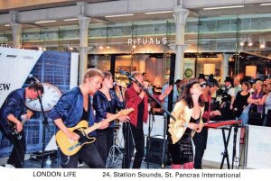 Buskers Inside St Pancreas London Tube Station Cafe Postcard