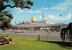 B98785 kiel am oslo kai car voiture  germany    ship bateaux