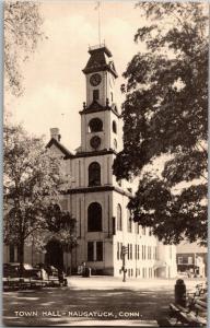 View of Town Hall, Naugatuck CT Vintage Postcard Q27