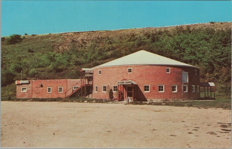 Red Lodge Montana Round Barn Restaurant Chrome Vintage Postcard