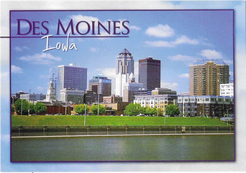 Skyline of Downtown Des Moines Iowa  4 by 6