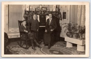 Chicago~Photos Atop Epworth Piano~Williams & Son~Teacher & Two Students RPPC