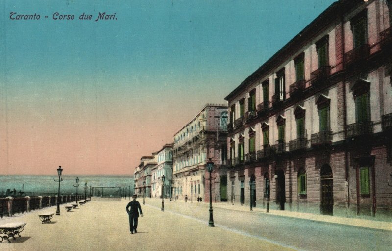 Vintage Postcard 1910's View of Beautiful Corso due Mari Taranto Italy IT