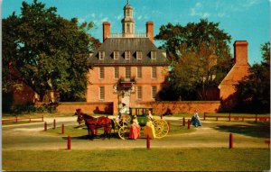 Governors Palace Williamsburg Virginia VA Horse Carriage Postcard VTG UNP Mirro  