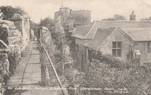 CARISBROOKE CASTLE, THE RAMPARTS, Isle Of Wight - Vintage POSTCARD