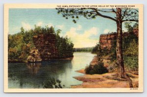 The Jaws, Entrance to Upper Dells of Wisconsin River, Vintage Postcard  P9d