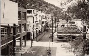 Manzanillo Colima Mexico Palacio Municipal Calle Juarez Pepsi RPPC Postcard D40