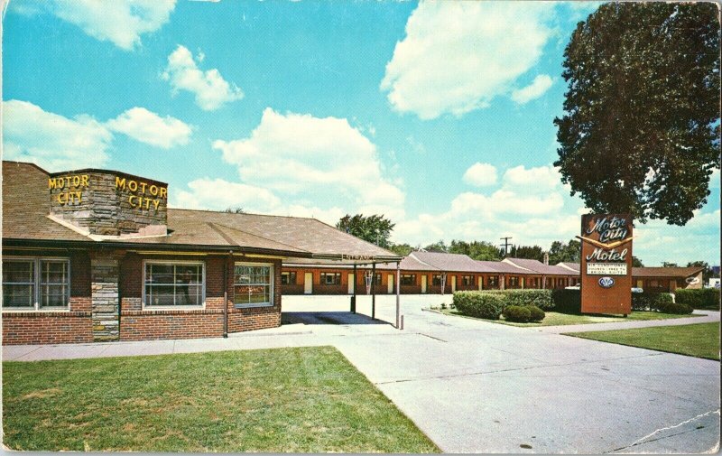 Motor City Motel Dix Rd US 25 Melvindale Michigan Greenfield Village Postcard 