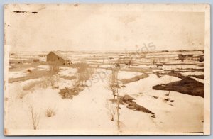 K23/ Ainsworth Nebraska RPPC Postcard c10 Winter Birdseye Barn Farm 254