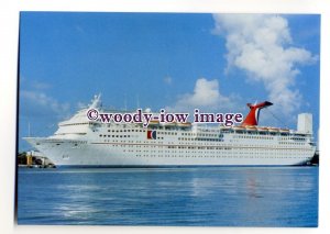 LN0493 - Carnival Liner - Fantasy at Miami - postcard