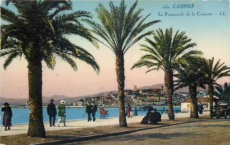 CPA France Cannes la promenade de la Croisette