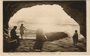CPA Biarritz vue prise de la Grotte du Phare FRANCE (1126254)
