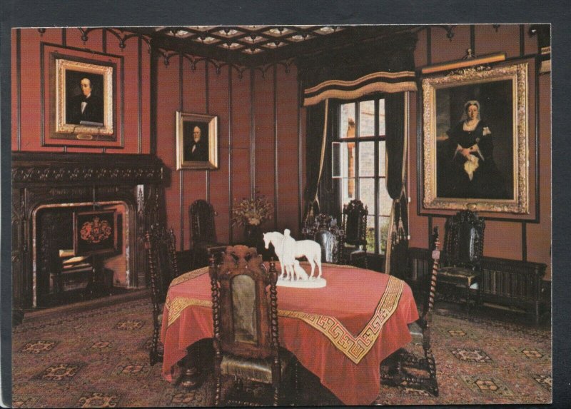 Buckinghamshire Postcard - The Dining Room, Hughenden Manor, High Wycombe T8902