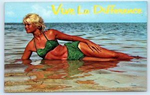 RISQUE BATHING BEAUTY ~ Vive la Difference c1960s (Brian Keith Photo) Postcard