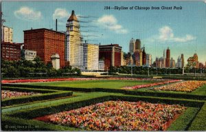 VINTAGE CITY SKYLINE OF CHICAGO FROM GRANT PARK POSTCARD KF12