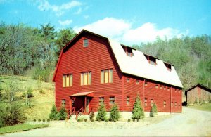 Tennessee Gatlinburg Red Barn Dorm Pi Beta Phi Settlement School