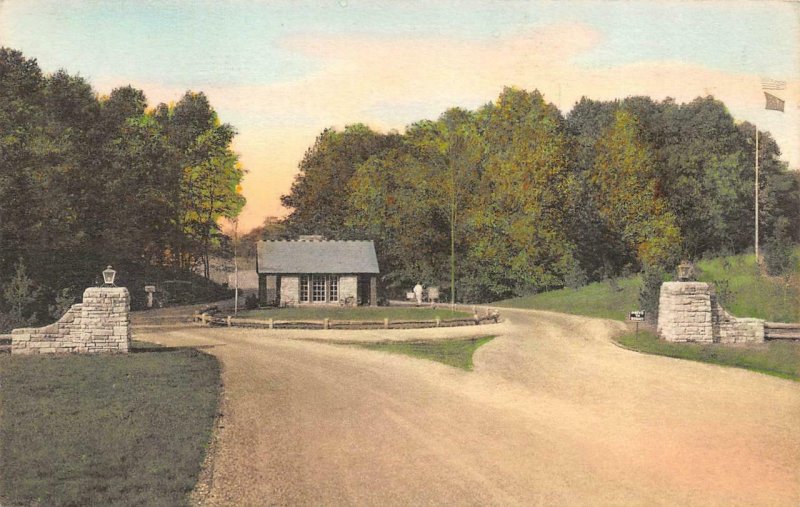 IN, Indiana  MCCORMICK'S CREEK CANYON STATE PARK  Pool & Entrance TWO Postcards