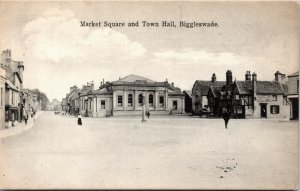 Postcard UK Central Bedfordshire Biggleswade Market Square & Town Hall ~1910 K21