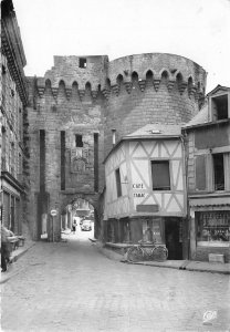 Lot148  france real photo cafe tabac vannes bike