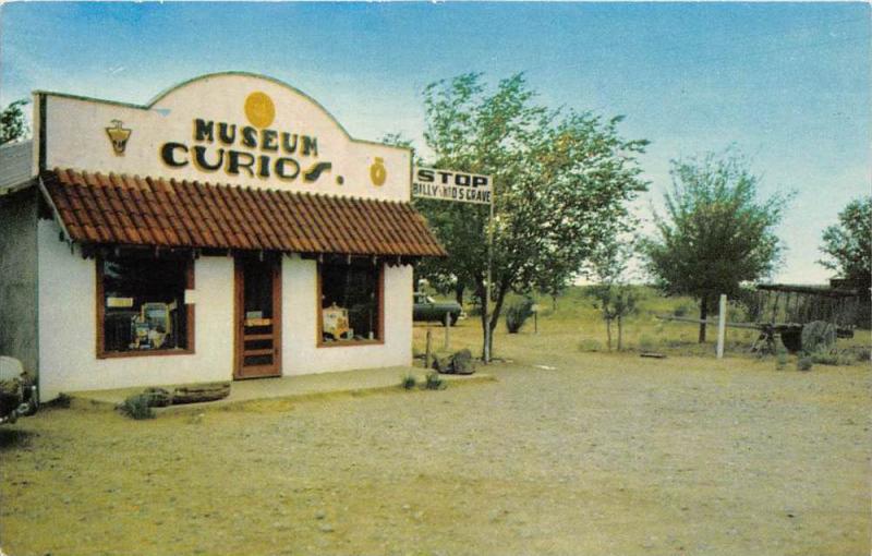 New Mexico  Fort Sumner   Museum Curios Shop, Billy The Kid Grave