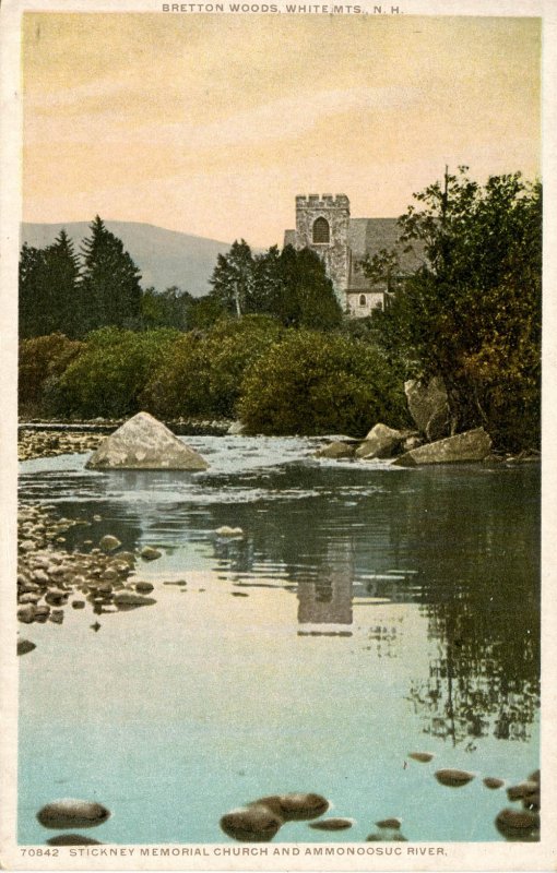 NH - Bretton Woods. Stickney Memorial Church & Ammonoosuc River