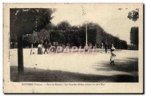 Old Postcard Poitiers Blossac Park Large alleys around the jet & # 39eau