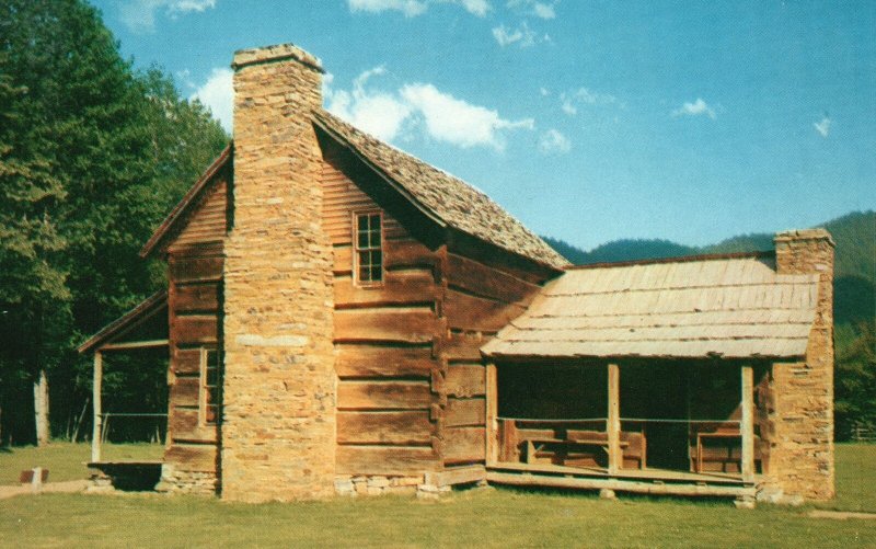 Vintage Postcard Pioneer Cabin Farmstead Great Smoky Mountains National Park TN