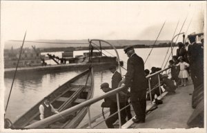 Mackinac Island Michigan Arriving at Dock People Boarding Boats Postcard Z13