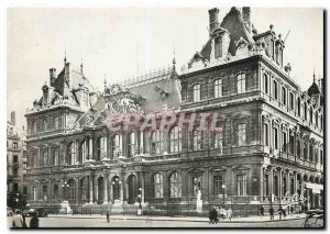 Postcard Modern Lyon Palais du Commerce and the Stock Exchange