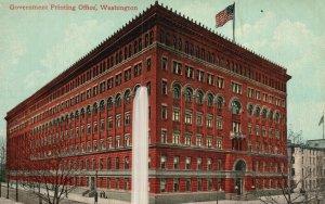 Vintage Postcard 1910s Government Printing Office Building Washington DC US Flag