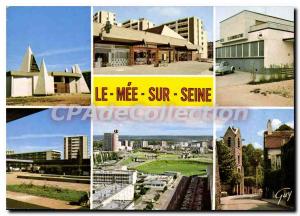 Postcard Semi Moderne La Mee sur Seine (Seine et Marne) The church of the imm...